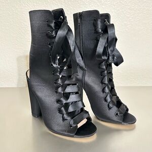 ALDO Elegant Black Satin Lace-Up Peep Toe Block Heel Boots Size 7.5